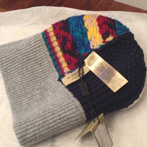 BNWT Authentic Burberry Pom Pom Beanie main image 5